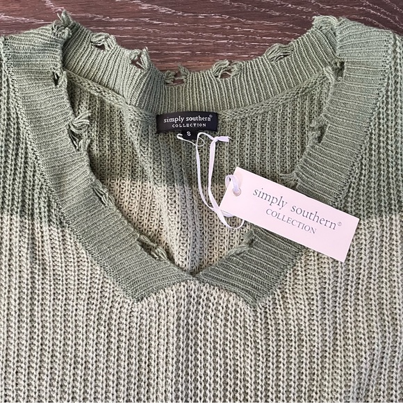 SIMPLY SOUTHERN Distressed OD Green Color-block Size Small Knit Sweater NWT - Picture 6 of 7